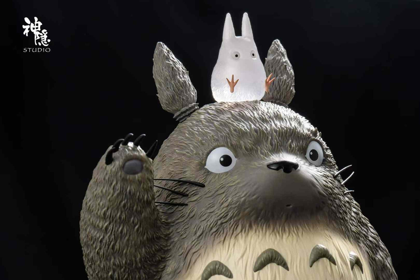 神隐工作室 Waving Totoro | 挥手龙猫