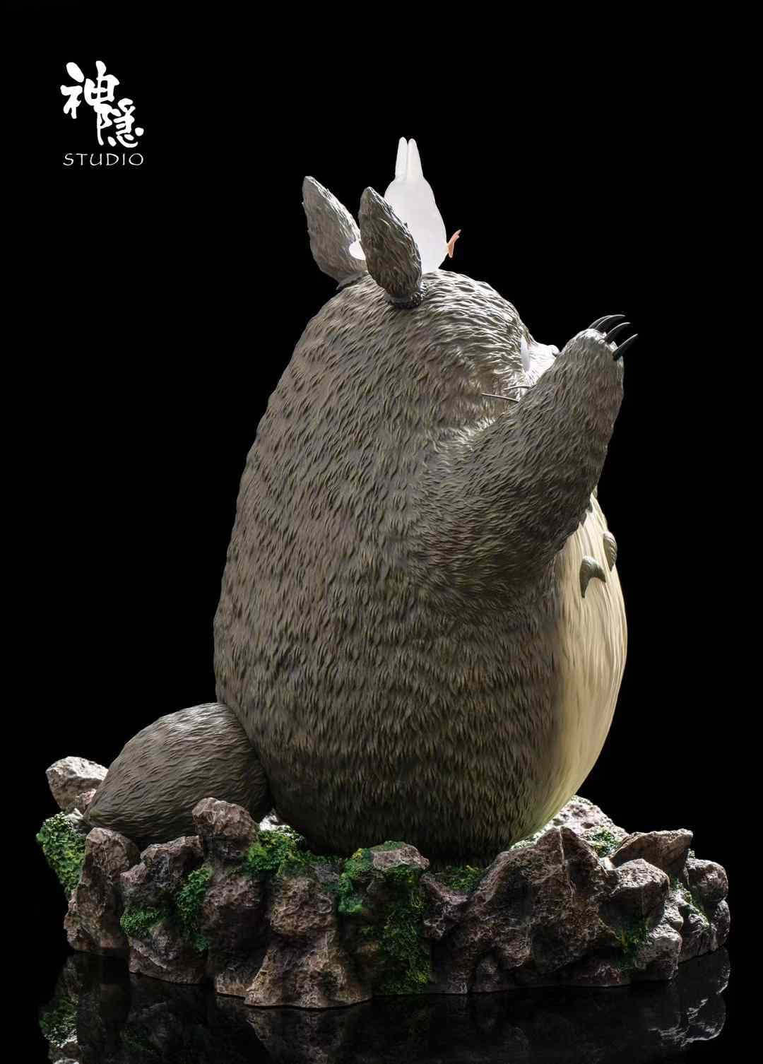 神隐工作室 Waving Totoro | 挥手龙猫