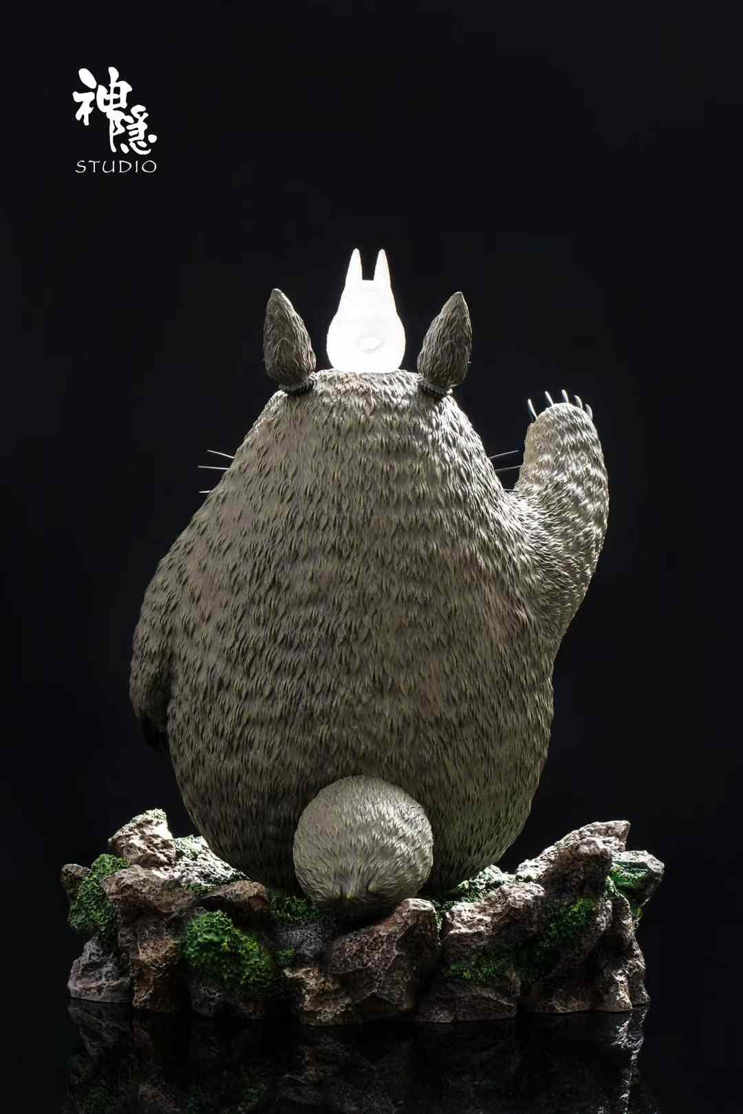 神隐工作室 Waving Totoro | 挥手龙猫